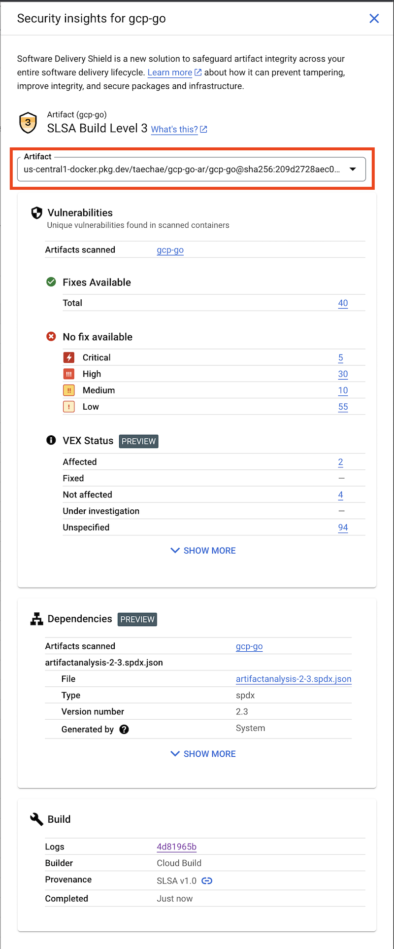 Screenshot panel insight keamanan untuk build multi-container